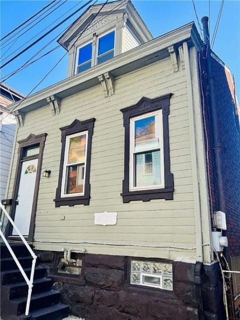 Exterior photo of the house