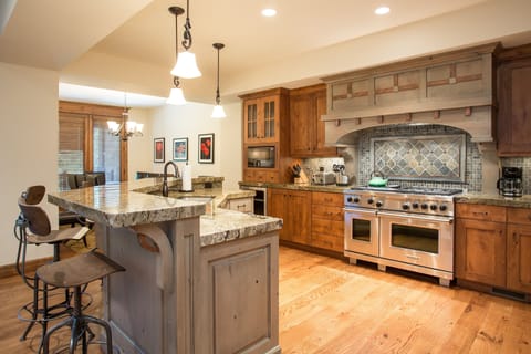 Indoors, Room, Flooring, Hardwood, Chair