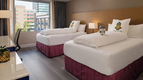 Unit with 2 Double size beds