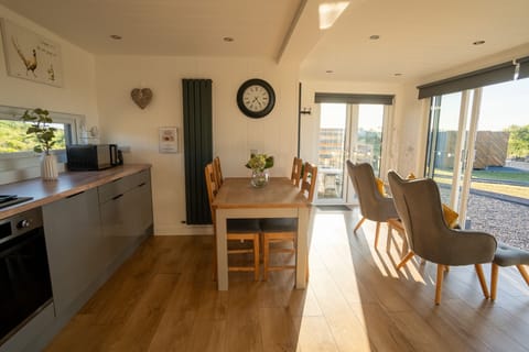 Living Room / Lounge