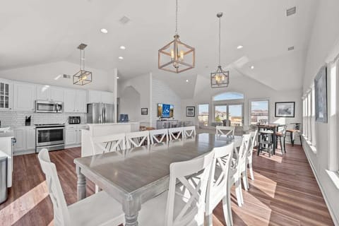 Top-Level Dining Room with Table (seats 12)