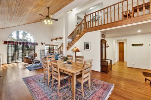 Inviting dining area designed for comfort and connection. The space feels open and airy, with a warm atmosphere that makes everyday meals and special gatherings equally enjoyable.