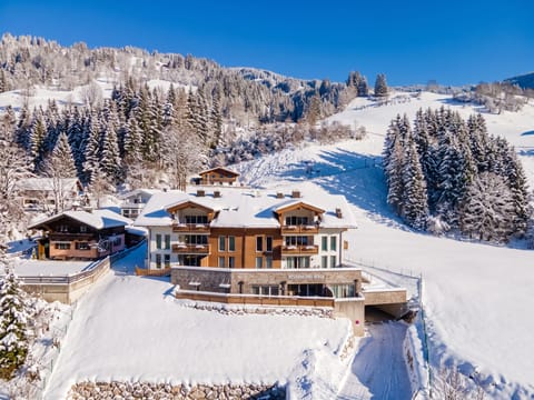 Holiday Home Exterior [winter]