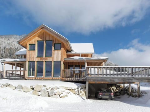 Holiday Home Exterior [winter]