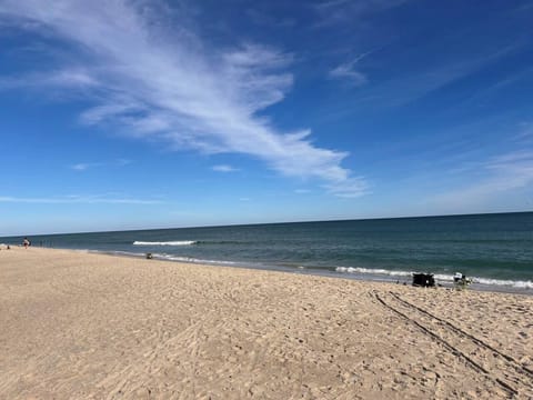 Relax, Unwind, Repeat – Your Beach Escape 🏝️