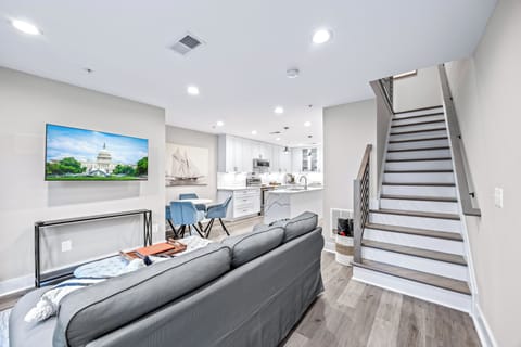 Spacious open concept main level to enjoy spending quality time with ease
