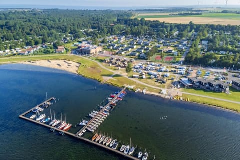 Surroundings [summer] (1-5 km)