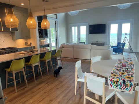 Living area overlooking the Gulf of Mexico