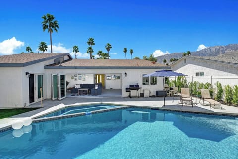 Pool & Spa