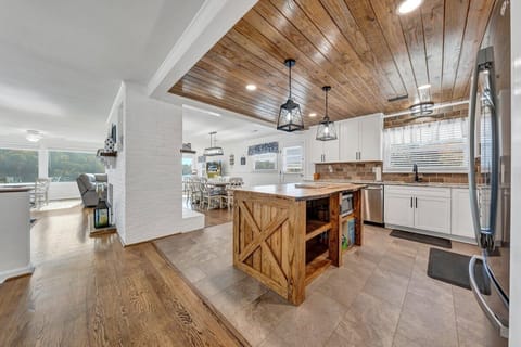 All our rental homes feature fully stocked kitchens and dining tables. Flatware and dinnerware in abundance.