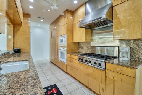 Wow By The Sea Vacation Rental North Myrtle Beach, SC (11)