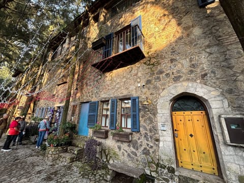 View(from property / room)