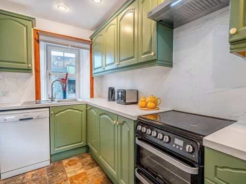 Kitchen | Balnamuir Farmhouse, Pitlochry