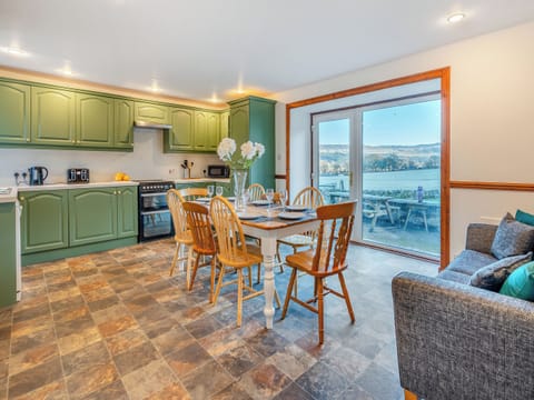 Kitchen/diner | Balnamuir Farmhouse, Pitlochry