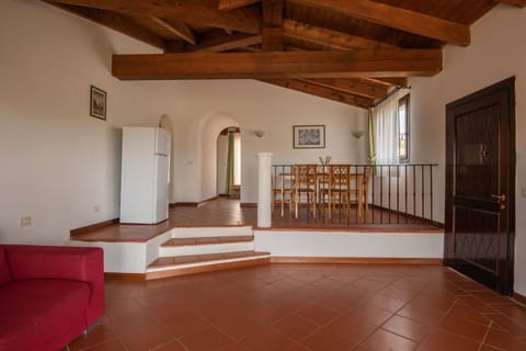 Autumn, Living Room, Spring, Summer