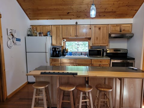 kitchen with bar seating for 4