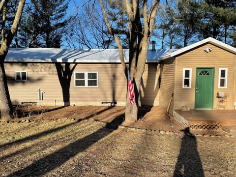 Lakeside Lookout front view. Open space for kids to play away from the lake. 
