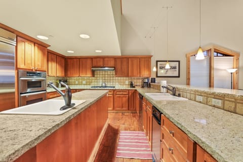 Indoors, Kitchen, Floor, Flooring, Sink