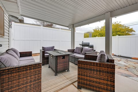Hurricane Vacation Rental | 3BR | 1BA | 1,600 Sq Ft | Step-Free Access