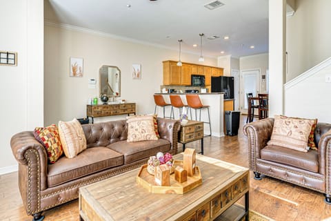 College Station Vacation Rental | 2BR | 2.5BA | 1,608 Sq Ft | 1 Step to Enter