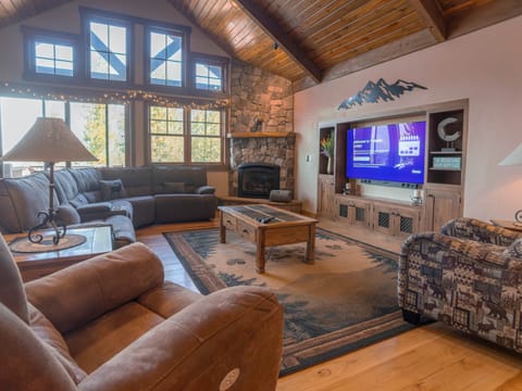 Main Level Living Area