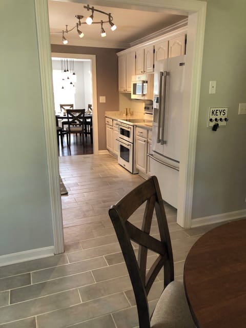 Another view of the kitchen from the breakfast room