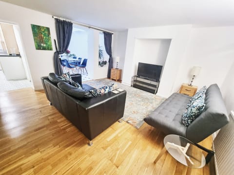 Large Reception room opening to Conservatory Dining room