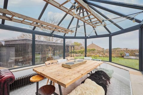 Ranworth, Ravenscar - Host & Stay