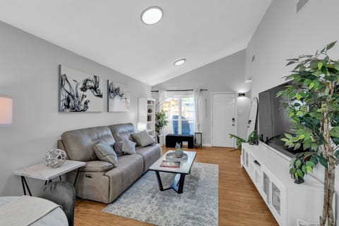 Furniture, Indoors, Living Room, Home Decor, Couch