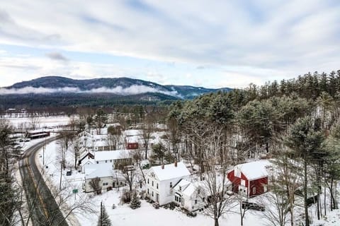 Farmhouse nestled in the village of Rumford Point with Sunday River Ski Area