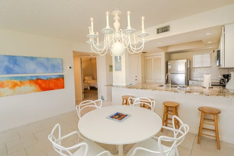 St. Augustine Beach Rentals Dining Room