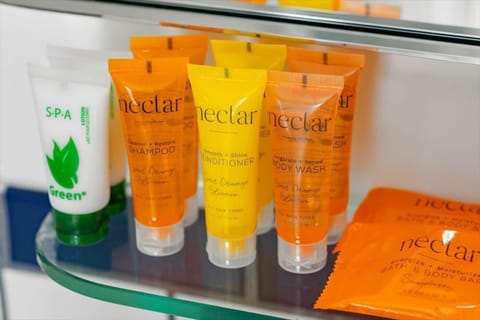 Miami Studio King + Sleeper Misc.