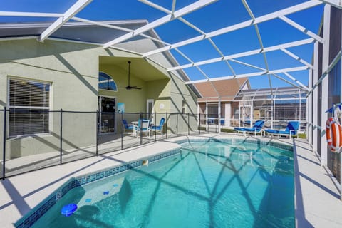Davenport Vacation Rental | 4BR | 2BA | 1,380 Sq Ft | 1 Step to Enter