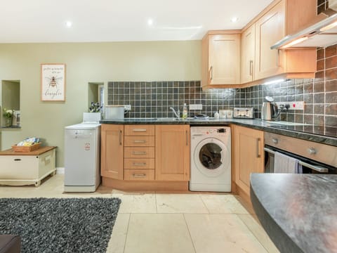 Open plan living space | Ramblers Retreat - Rhiwddu Barns, Llangadog