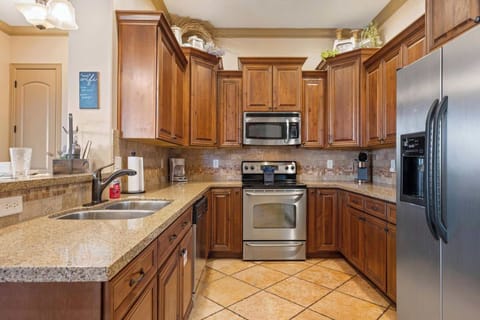 Fully equipped kitchen