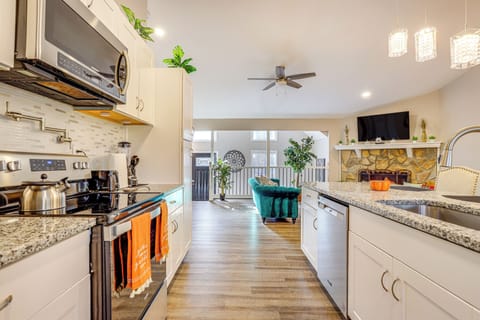 Kitchen | Upper Level | Cooking Basics