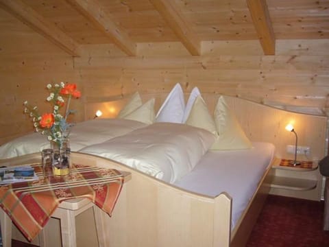 Apartment Enzian - Seppenbauerhof - Family Steiner Apartment in Carinthia, Austria