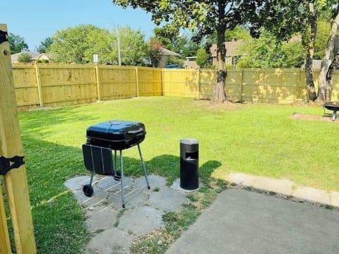 Full backyard with FULL PRIVACY FENCE 