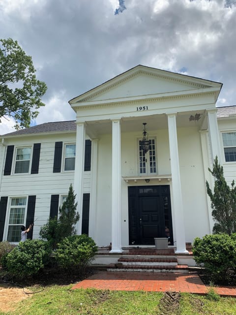 Gorgeous Estate