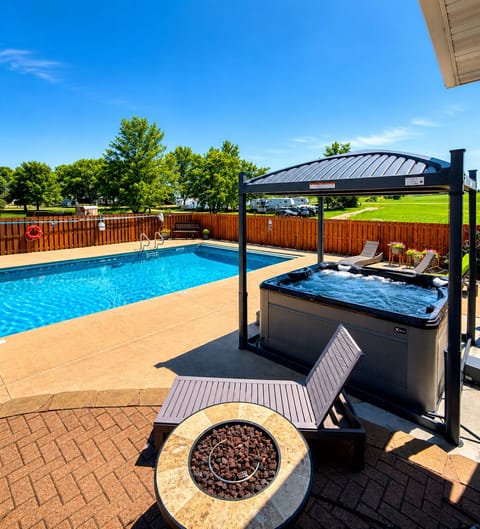 Unwind beneath the South Dakota sky in our private hot tub. The automated cover lifts effortlessly 