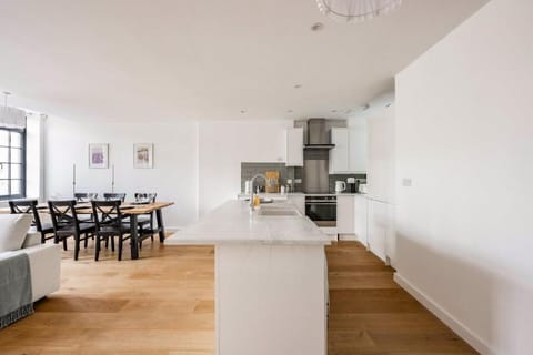 The Old Post Office, Norwich - Host & Stay