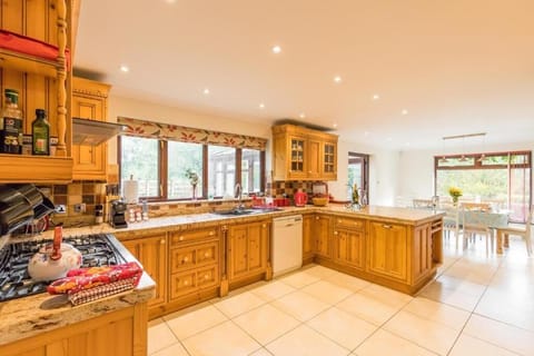 Four Seasons, Norwich - Host & Stay