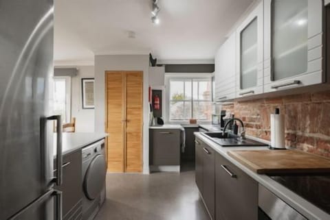 Manor View, Fakenham - Host & Stay