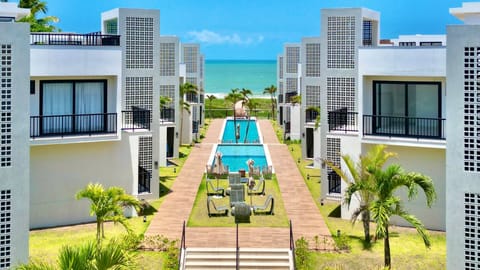 VISTA PISCINA E MAR