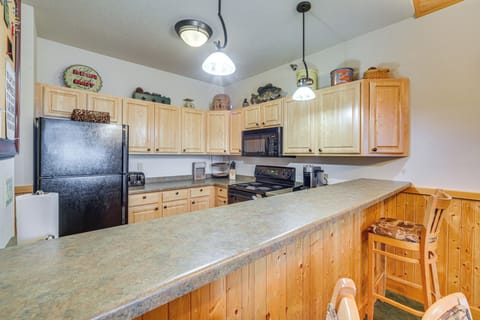 Kitchen | Cooking Basics | Dishware & Flatware