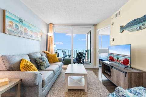 Where comfort meets the coast—your front row seat to the ocean.