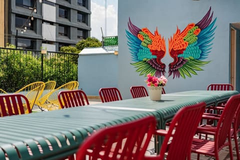 The ideal space for your social media feed.