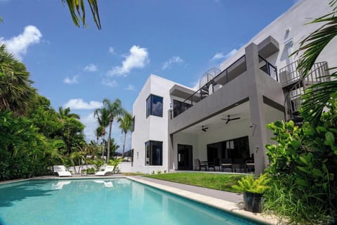Paradise awaits!
