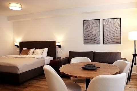 Basement vacation accommodation close to the beach - With free bed linen package - Charming Apartment in Sierksdorf