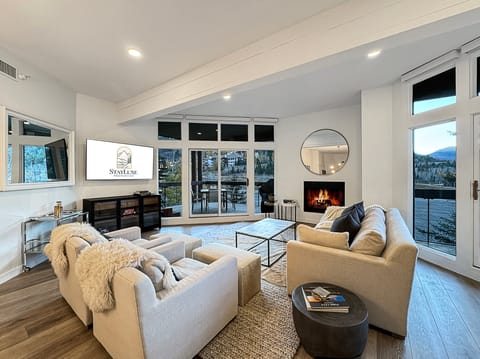 Welcome to The Powder Haus, in the heart of Deer Valley! The private hot tub sits on one of the two private balconies and boasts mountain views. This condo has been renovated and offer lots of natural light, making it the perfect home base for your Park City trip!